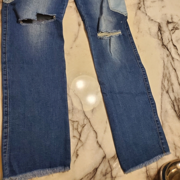 Distressed Denim Skinny Jeans with Fading & Light Wash Patch Pockets - Picture 7 of 8